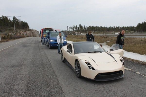 Testfahrt des Electric Raceabout auf der Straße (Bild: Helsinki Metropolia University of Applied Sciences)