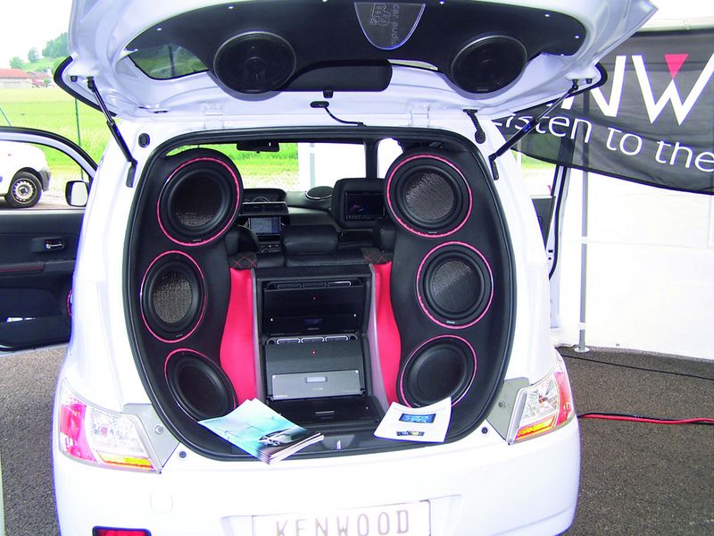 Freisprecheinrichtungen, Navigationslösungen und Soundsysteme gehörten zu den Schwerpunktthemen der diesjährigen Roadshow. (Archiv: Vogel Business Media)