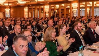 Der Einladung des GVA nach Hannover folgten mehr als 250 Spitzenvertreter aus Kfz-Teilehandel und -industrie. (Beinlich)