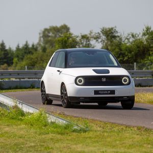 (Honda)