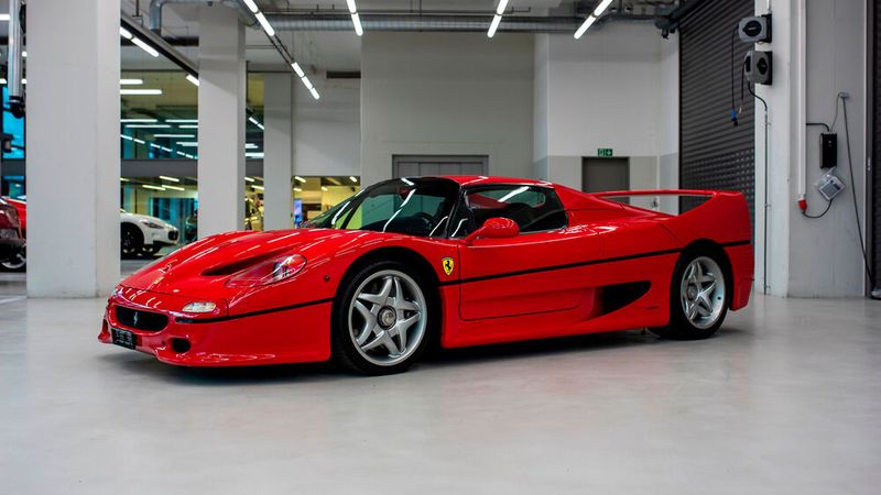 ... einem Ferrari F50 aus dem Jahr 1996 ... (Bild: Tom Hartley Jnr.)