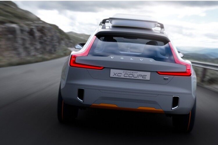 Der allradgetriebene Siebensitzer wird aber laut Volvo-Chefdesigner Thomas Ingenlath eine „größere und vollere Optik“ aufweisen als die aktuelle Studie. (Foto: Volvo)