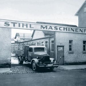 1930 eröffnet Stihl die Maschinenfabrik in Cannstatt, nachdem die hohe Nachfrage seit der  Gründung 1926 größere Räumlichkeiten erfordert.(Bild:  Stihl)