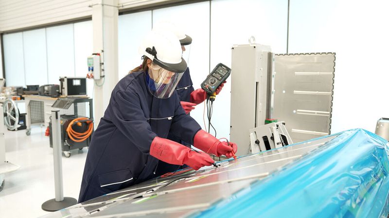 Auch bei Seat/Cupra hat mit dem Modulare E-Antriebs-Baukasten (MEB) von Volkswagen das Elektrozeitalter begonnen. (Bild: Seat)