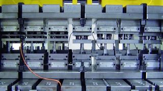 Versuchswerkzeug, eingebaut im Stanzautomaten Bild: UTG München (Archiv: Vogel Business Media)