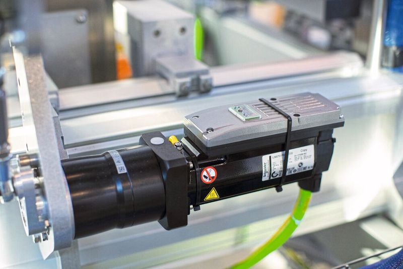 Integrierter Servomotor der Baureihe Lexium 62 ILM.  (Bild: Schneider Electric)