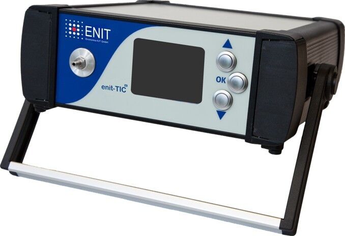 Abb. 6: Das Ionen-Mobilitäts-Spektrometer des Projektpartner Environics-IUT GmbH mit gaschromatographischer Trennsäule „enit-TIC“[11]. (Bild: Environics-IUT)