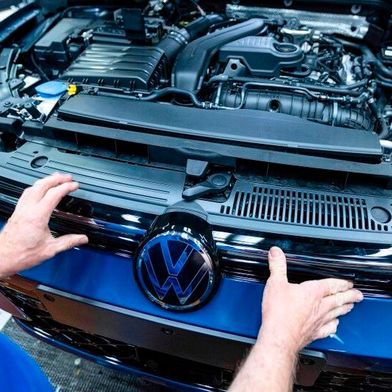 Hot Battery! Just recently, a massive number of Volkswagen and its subsidiaries' vehicles had to be recalled worldwide due to problems. Now, another defect is making another recall necessary... (Image:Volkswagen)