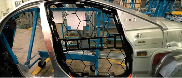 Durch 3D-Druck im eigenen Haus hat Ford die Zeit zwischen Iterationen erheblich verkürzt, Vorrichtungen werden nun in nur 2 bis 3 Tagen realisiert, was einer Verkürzung der Durchlaufzeiten von 94 % entspricht. (Bild: BigRep)