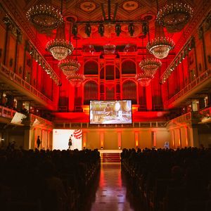 (Red Dot / Mitsubishi Electric)