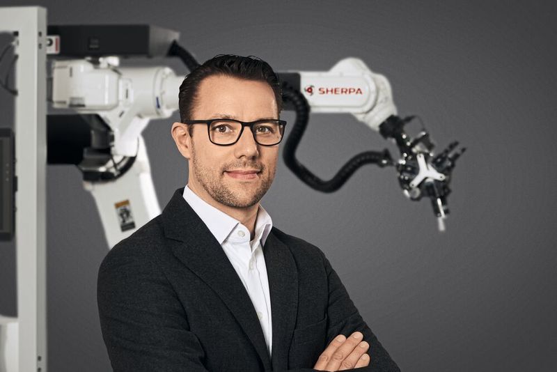 Geschäftsführer Florian Andre von Sherpa Robotics.  (Zimmer Group)