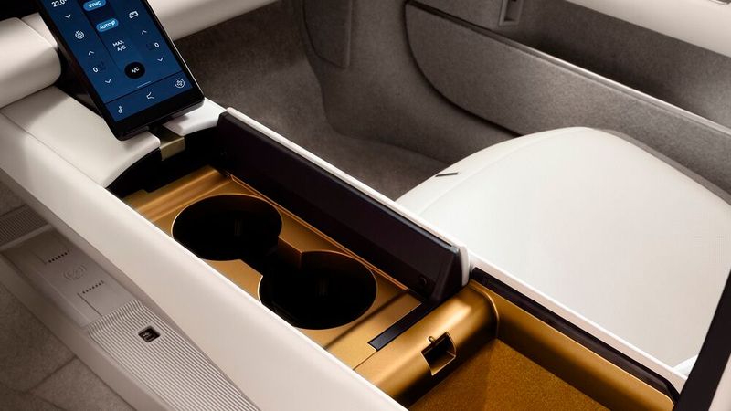 Bezogen ist das Interieur wahlweise mit Leder oder Wollgeweben. (Bild: Jaguar)