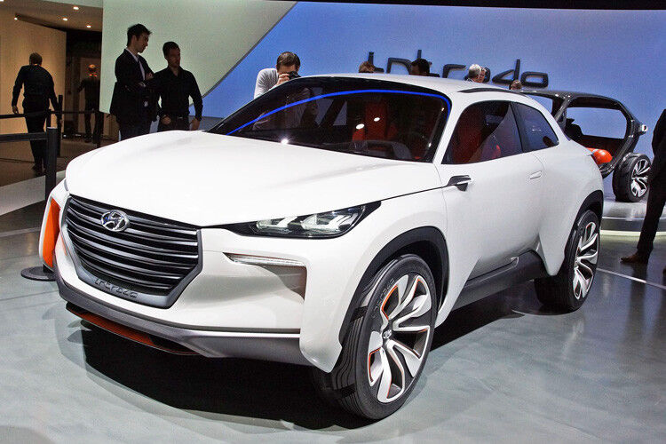 Der Hyundai Intrado punktet vor allem mit Leichtbau (Karbon) sowie einer muskulös anmutenden Silhouette. (Foto: sp-x)