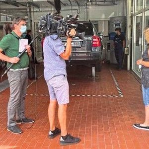 Ein Urlaubscheck für das Auto und ein Piekser für die Kunden. Dazu gab es reichlich mediale Aufmerksamkeit. (Bild:  Autohaus Kühl)