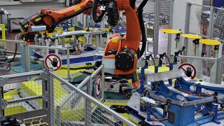 Bild 1: Der Schwerlastdrehtisch hat eine Traglast von 20 t und kann vier Werkzeuge aufnehmen.  Bild: Weiss (Archiv: Vogel Business Media)