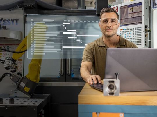 Der KI-Assistent von Autodesk soll Aufgaben über Produkte, Projekte und Fachdisziplinen hinweg koordinieren können und Architekten und Ingenieuren mehr Zeit für fachliche Entscheidungen geben.(Bild:  Autodesk)