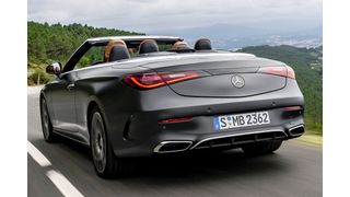 Eine vierstellige Anzahl an CLE- und E-Klasse-Fahrzeugen braucht ein dringendes Software-Update.  (Bild: Mercedes-Benz)