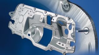 Mechanisch gefügte 
Befestigungselemente wie 
Muttern und Bolzen werden in 
der Automobilindustrie vor allem bei 
Karosserieteilen erfolgreich eingesetzt. Bild: Profil Verbindungstechnik (Archiv: Vogel Business Media)