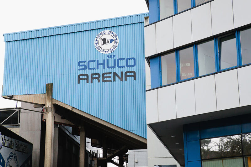 Außenaufnahme: In den VIP-Logen der Bielefelder Schüco-Arena werden die
Workshops der Impulse für Systemhäuser angeboten. (Astrid Piethan)