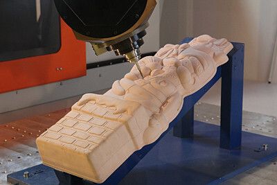 ... das auch als Positiv-Kontur für die Vakuumverformung von Kunststoff genutzt werden kann. (Bild: Königsreuther)