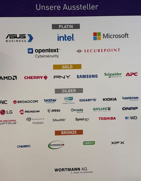 Ein Teil der Austeller (Bild: Vogel IT-Medien GmbH)