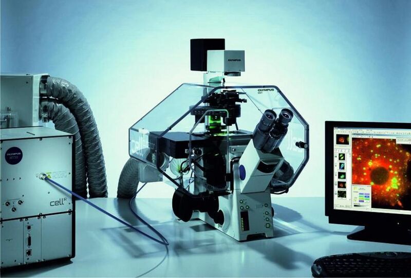 Moderne Mikroskopie-Anlagen produzieren terabyteweise Daten, die gleich auf Platte geschrieben werden. (Archiv: Vogel Business Media)