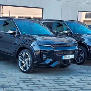 KGM, der koreanische Hersteller, der bisher Ssangyong hieß, hat das erste Modell unter dem neuen Markennamen vorgestellt.(Bild:  Wehner - VCG)