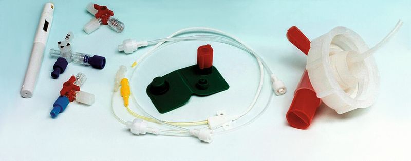 Bild 1 | Typische Beispiele: Medizintechnische Produkte, die auf Dichtheit geprüft werden müssen, sind Insulinpumpen, Katheter, Dosiergeräte, Sensoren, Spritzen und vieles mehr. (Bild: Ceta)