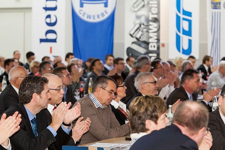 Das Vortragsprogramm kam bei den Teilnehmern sehr gut an. (Foto: Bausewein)