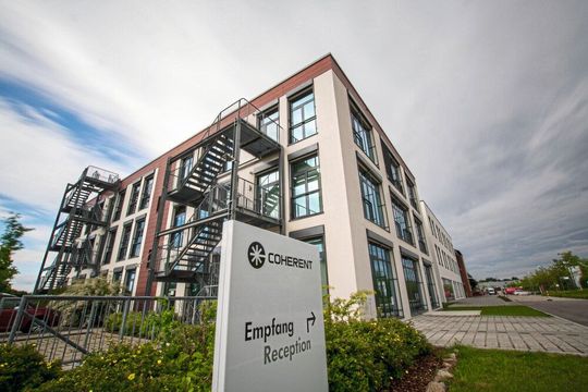 Der Hauptsitz der Business Unit «Tools for Materials Processing” in Gilching bei München.(Bild:  Coherent)