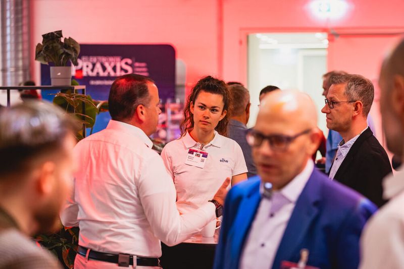 Impressionen vom 24. Würzburger EMS-Tag: Im Mittelpunkt standen aktuelle Branchenthemen, praxisnahe Impulse und insbesondere der persönliche Austausch innerhalb der EMS-Community. (Bild: Stefan Bausewein)