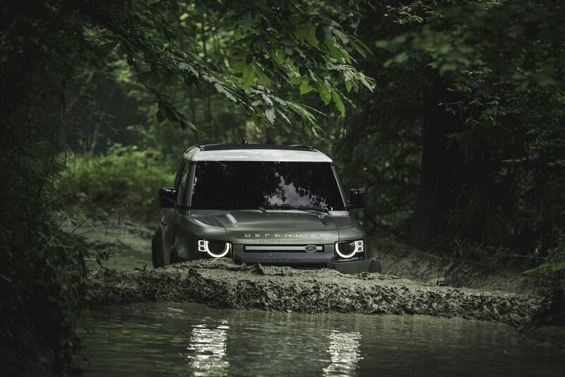 Der Land Rover Defender besitzt laut Werksangaben die steifste Karosseriestruktur, die Land Rover jemals entwickelt hat (Land Rover)