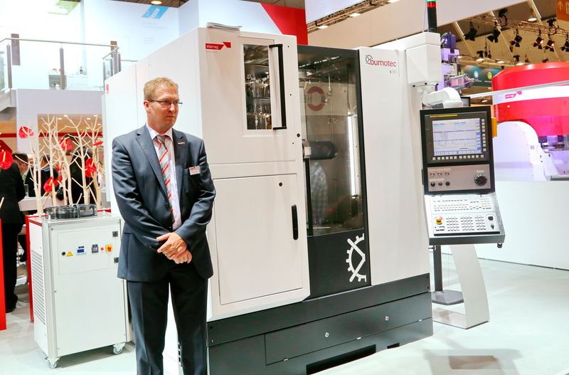 Deutschland-Messepremiere für Bumotec s181: eine 2. Arbeitsstation erhöht die Produktivität um 40 Prozent. (Anne Richter, SMM)