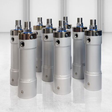 So sehen die Hydraulikzylinder von Herbert Hänchen heute in der Serienvariante aus. (Bild: Herbert Hänchen)