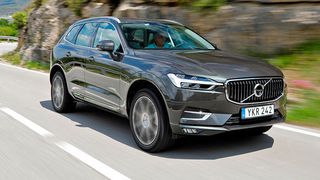 Volvo will mit dem neuen XC60 den Erfolg des größeren XC90 nun auch in die SUV-Mittelklasse übertragen. (Volvo)