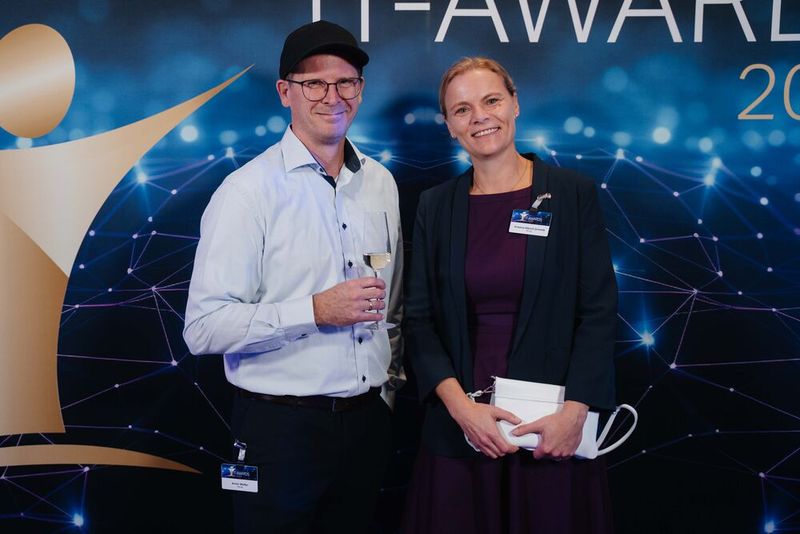 Kristina Ettrich-Schmitt und Armin Weißer freuen sich über die Nominierung von iTernity in der Storage-Kategorie „Archivierung“. (Bild: Manuel Emme Fotografie)