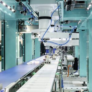 Lange angekündigt und zur Interpack 2014 wahrgemacht: Die schaltschranklose Verpackungsmaschine.