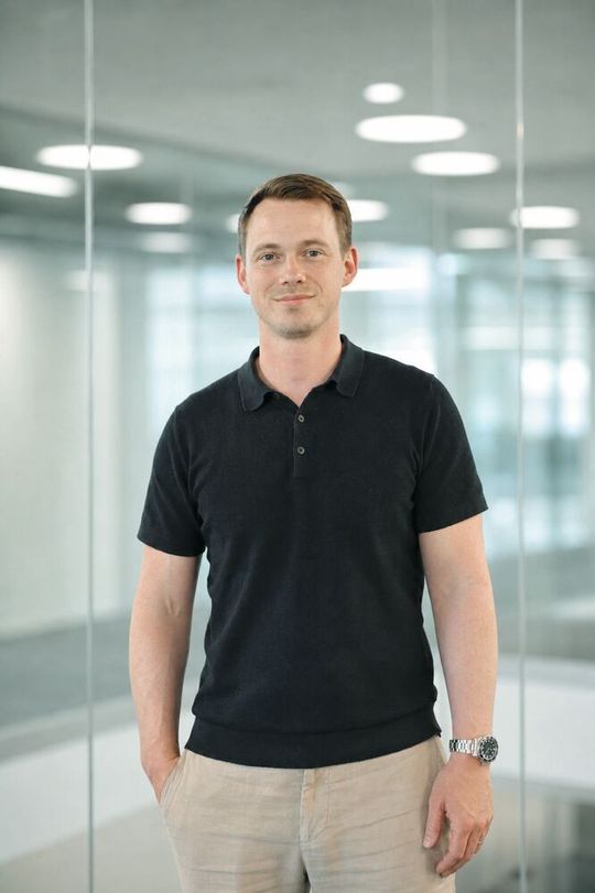 Zum 1. September 2026 übernimmt Robin Weber die Geschäftsführung der Schmalz GmbH in der Schweiz.(Bild:  Schmalz GmbH)