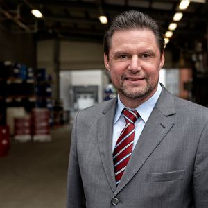 Siegfried Müller, Zeller+Gmelin Geschäftsführer Marketing und Vertrieb: „Wir sind stolz, als eines der wenigen inhabergeführten Unternehmen auf eine erfolgreiche, 150 Jahre währende Firmengeschichte zurückblicken können – ein Anlass, den wir im September gebührend feiern werden und zu dem wir alle recht herzlich einladen.“