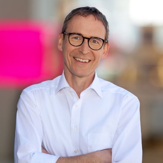Uwe Heckert ist CEO der Detecon und COO von T Health.(Bild:  Deutsche Telekom)