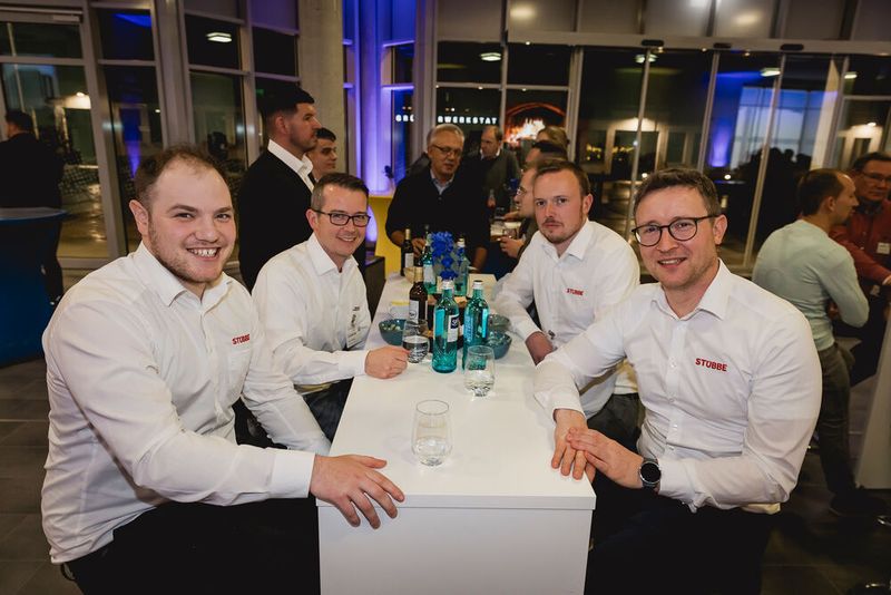 Die lockere Atmosphäre des Abends inspiriert zu neuen Projektideen und Kooperationen. (Bild: Stefan Bausewein)