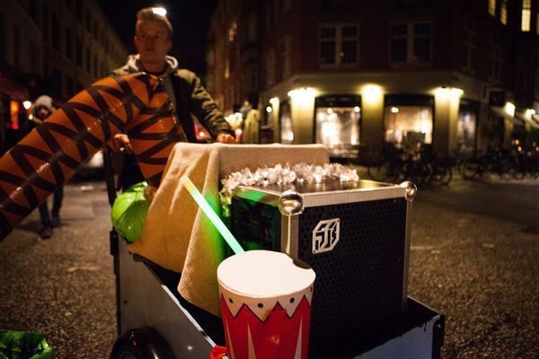 Die Gründer des dänischen Startups Soundboks sind langjährige Fans von Musikfestivals wie Wacken oder Roskilde. Aus dieser Erfahrung heraus entwickelten sie die Soundboks-Box. (Bild: Soundboks)