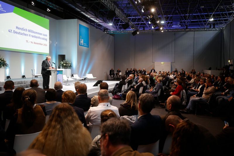 Der Deutsche Krankenhaustag findet traditionell parallel zur MEDICA statt. (© Messe Düsseldorf / ctillmann)