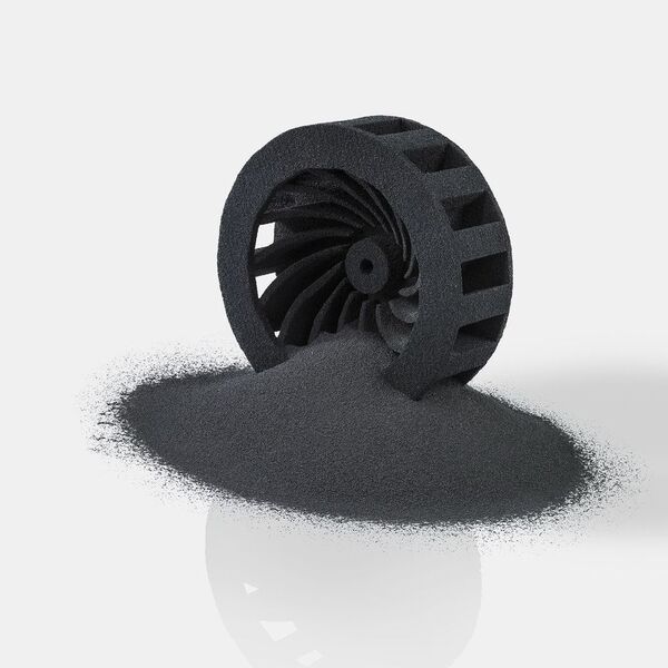 Längst nicht nur Plastik: Das gedruckte Kohlenstofflaufrad der SGL zeigt, dass 3D-Druck auf mit Kohlenstoff im Anlagenbau mit Designfreiheit überzeugt. (SGL Group)