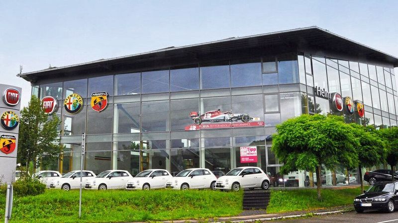 Das Autohaus Heim in der Hechinger Straße in Tübingen, südlich von Stuttgart.(Bild:  Autohaus Heim)