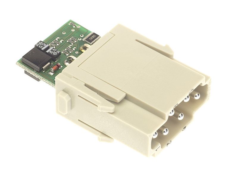 Die dezentrale Datenspeicherung im Industriesteckverbinder macht vieles möglich: etwa die präventive Wartung oder die automatische Anlagenkonfiguration. (Archiv: Vogel Business Media)