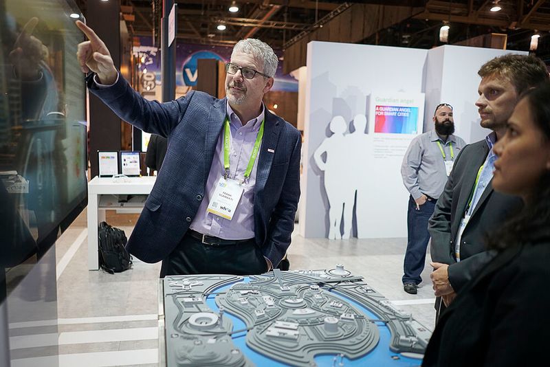 Auf der CES 2018 präsentierte Bosch unter anderem das Flood-Monitoring-System. Dieses erfasst den Wasserstand von Flüssen und Gewässern in Echtzeit. (Bosch)