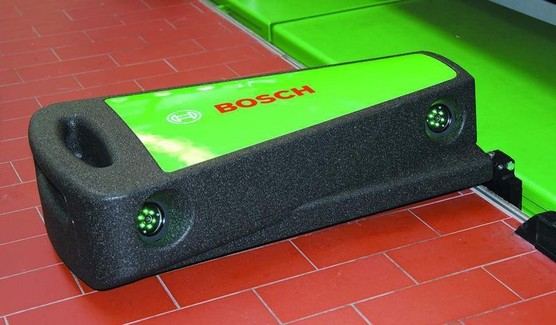 Das Gehäuse mit den Kameras besteht aus einem stoß- und schlagsicheren Kunststoff. (Archiv: Vogel Business Media)