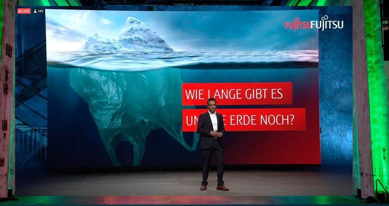 Santosh Wadwa bei seiner Keynote, in der er auf die massiven globalen Veränderungen einging und Digitalisierung und Nachhaltigkeit als fundamentale Säulen für die Zukunft benannte. (IT-Business)