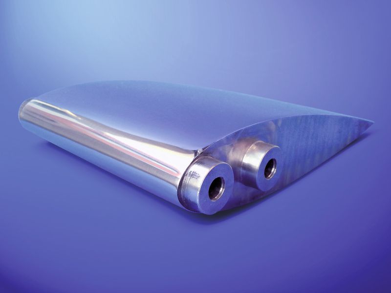 Additiv gefertigte Tragfläche konstruiert und gebaut am Fraunhofer IFAM. (Bild: Fraunhofer IFAM)